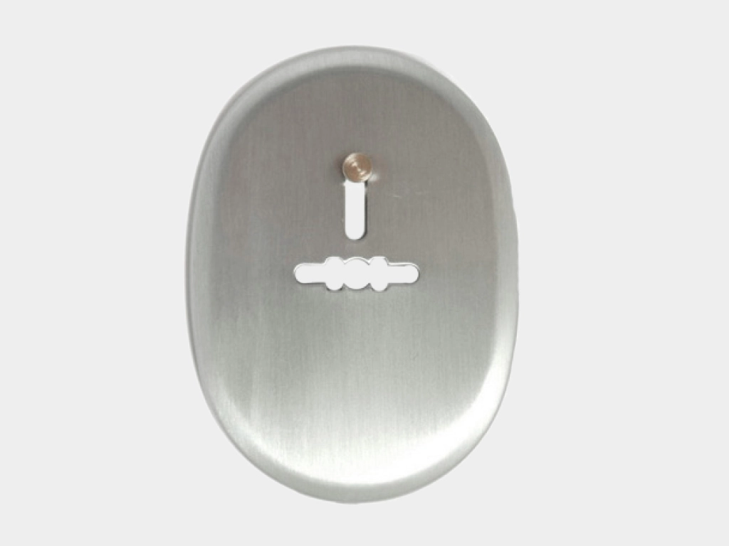 Декоративная накладка со шторкой.