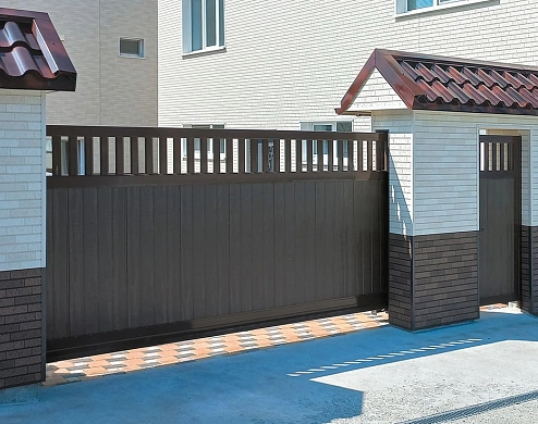 Удобные и современные откатные уличные ворота